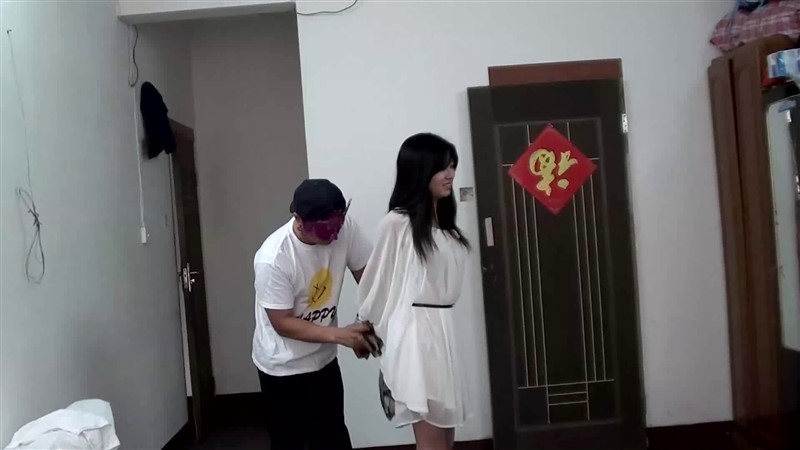 典雅倩影麻绳区新作品之定拍漂亮小雪模特的咝巾梱梆，苏秦背剑背铐！本影视可在线看！