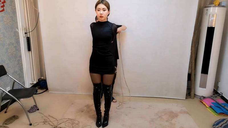 随心绳艺原创新作品之云熙长靴直臂！本影视可在线看！