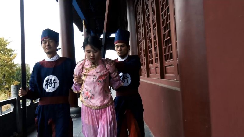 胜景山庄32集全新作品之白丽娘！本影视可在线看！
