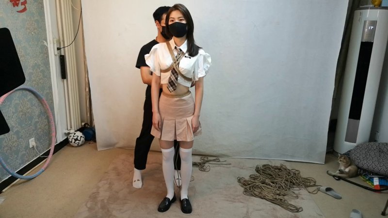 随心紧缚工作室新作品之艾琳 A4小腰的悬吊！本影视可在线看！