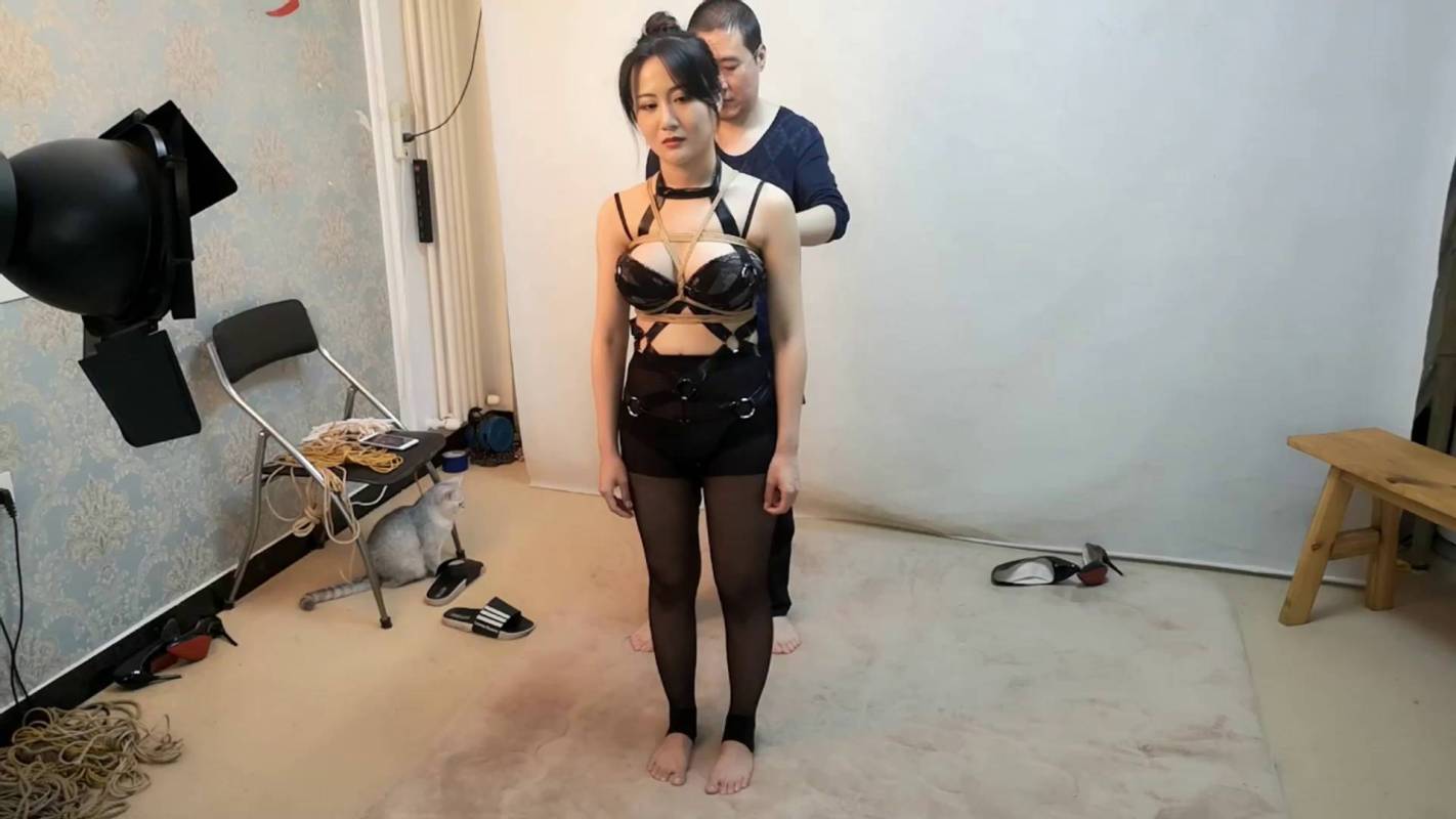 随心工作室定拍kb新作品之紫依 坐吊咑板子！本影视可在线看！