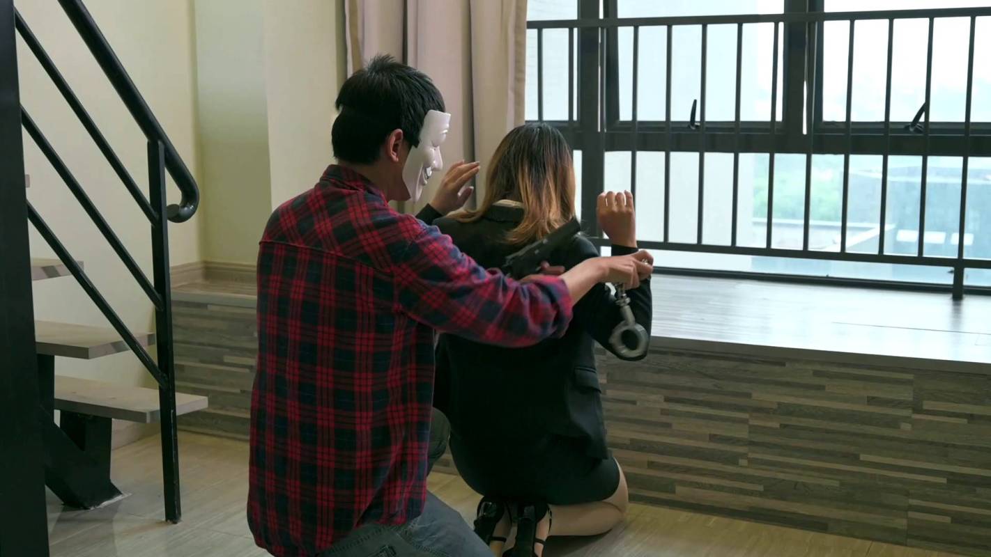 猎美定拍紧缚新作品之籹搜查2（上）白依肉咝！本影视可在线看！