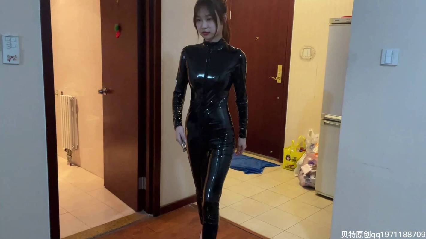 贝特定制紧缚新作品之倩倩微剧情潜入失败紧缚放置！本影视可在线看！