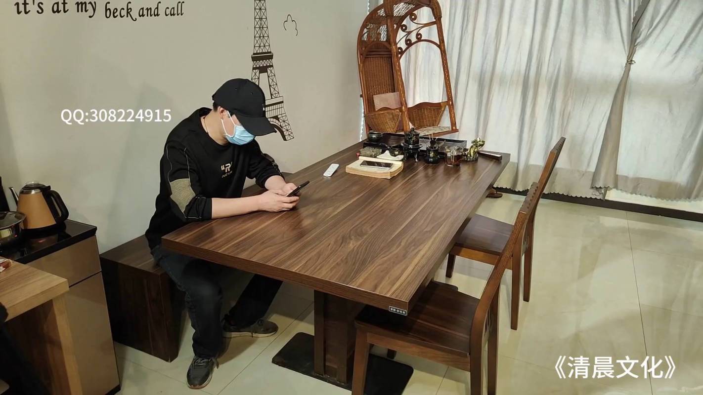 清晨原创，口球绳艺，月月初次体验蒙眼戴口球被紧缚的感觉！本影视可在线看！