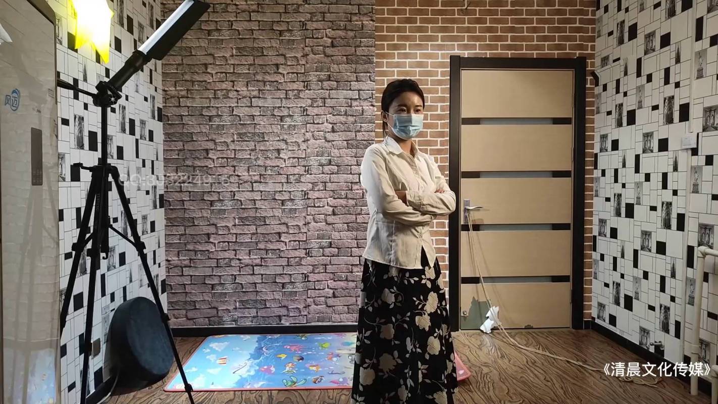 清晨紧缚，绳艺工作室，花裙子程程体验双臂被后绑！本影视可在线看！