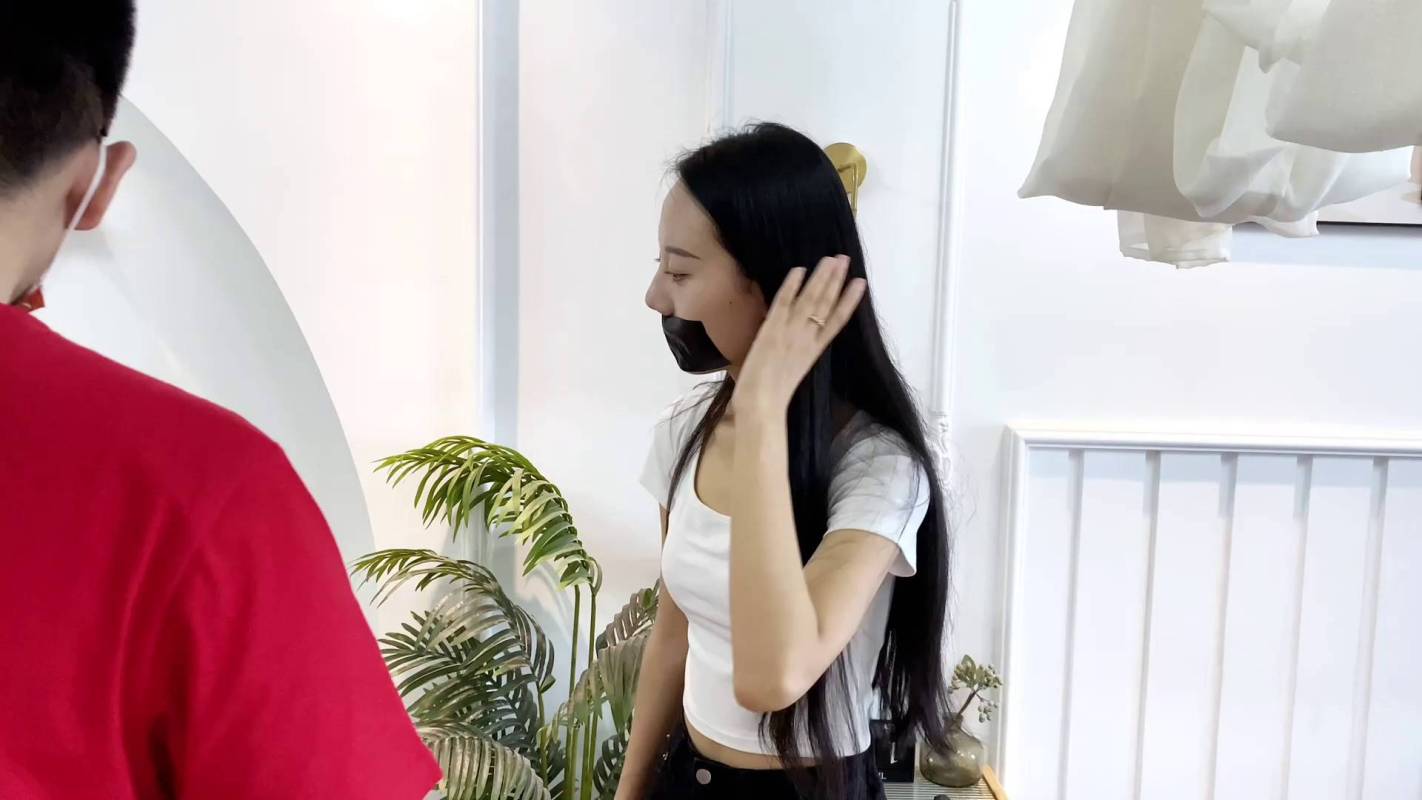 网友原创紧缚kb，绳艺工作室vk，小于享受一次绳艺就依依不舍！本影视可在线看！