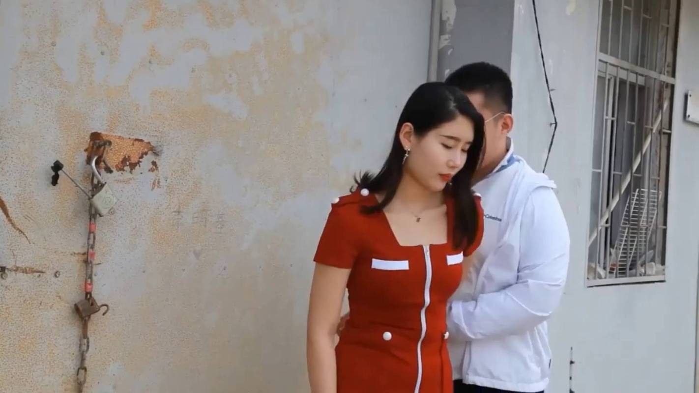 梨花雨定制，镣铐紧缚，毒贩被抓住审讯！本影视可在线看！