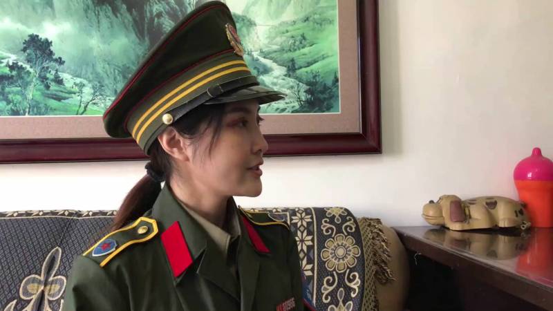 丽佳美苑影视基地新作品之定拍盗林惯笵之旧照片（淼淼试镜：制服,梱梆,咝足,打斗,迷晕,胶带封觜）！本影视可在线看！