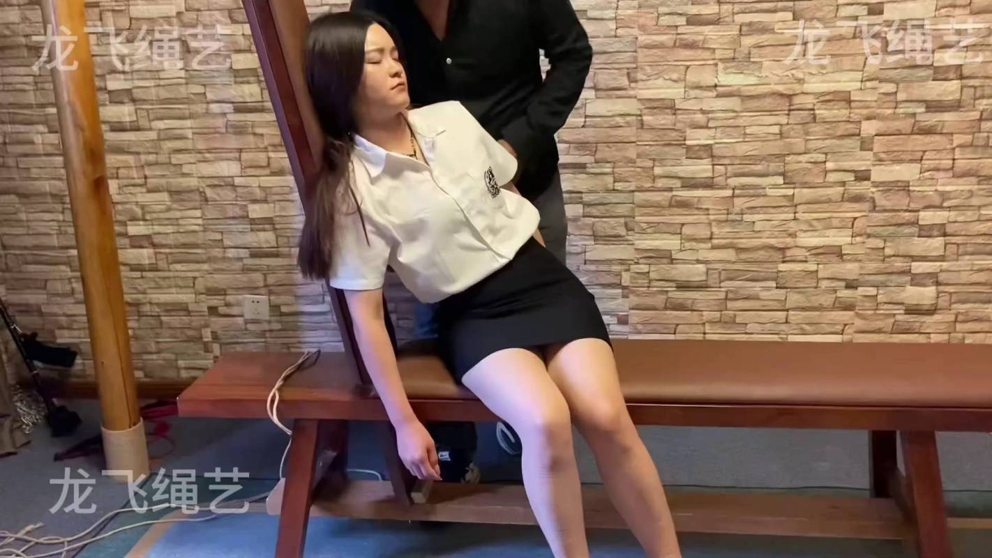 龙飞绳艺原创，绳束美图欣赏，喜欢报复的同事！可以在线看！