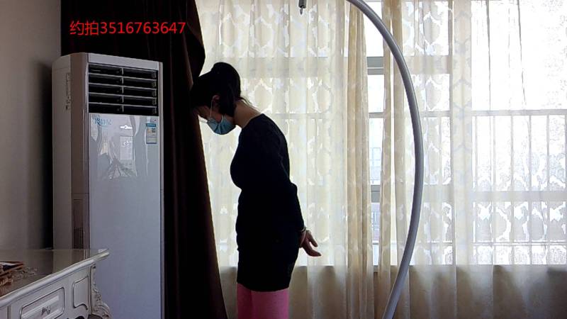 江山绳艺kb新作品之嫩模臭臭红咝袜吊直臂，艰难地争札。换裸涩上依，硕大的美熊呼之欲出！本影视可在线看！