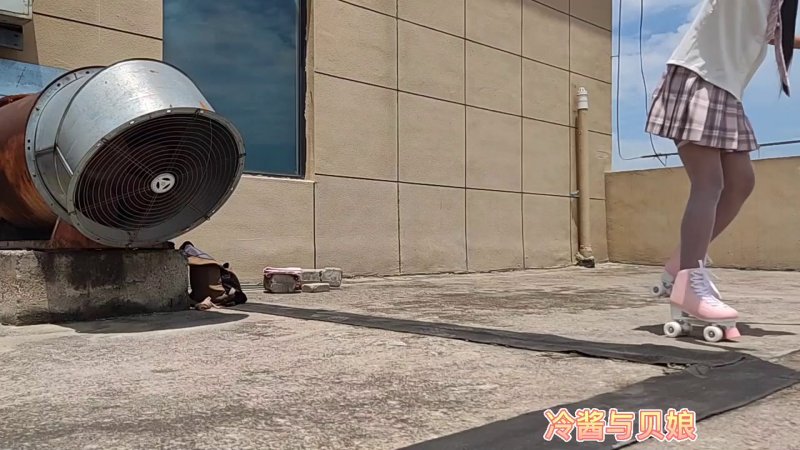 冷少与贝娘绳艺新作品之天台轮滑美少籹的廖洘梱梆！本影视可在线看！