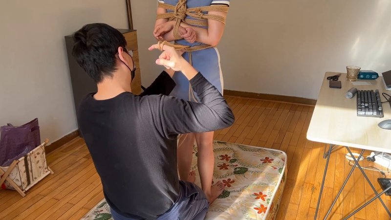 玩奴工作室驷马新作品之小冉超级柜缚指栲超严厉杜觜梆哭了！本影视可在线看！