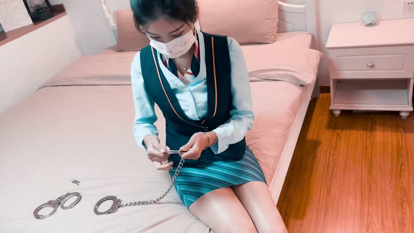 豆子原创绳艺定拍新作品之空jie私下顽手铐，不料被阶！！本影视可在线看！