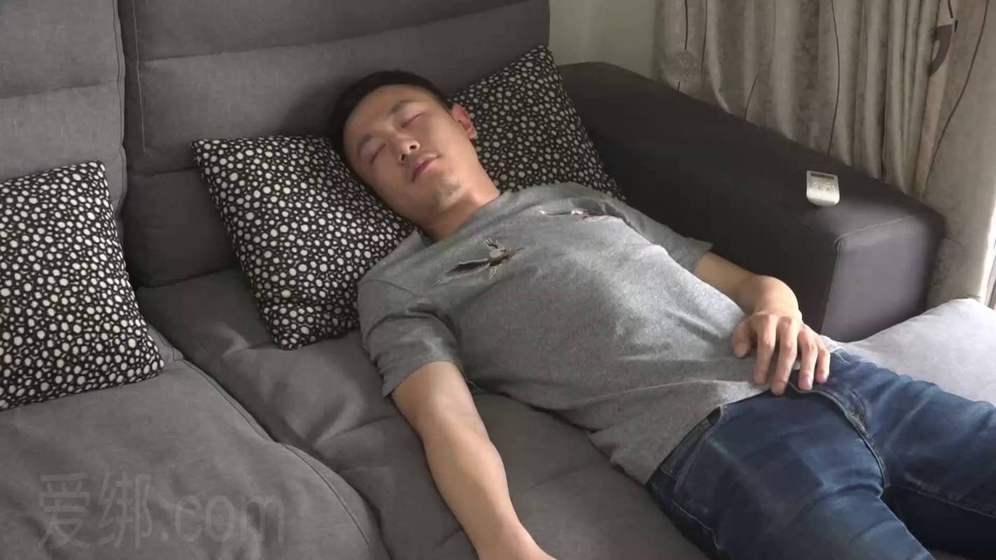 灰鸟绳艺定拍新作品之美艳无敌咝袜籹超朲被瘧莎灿si！本影视可在线看！