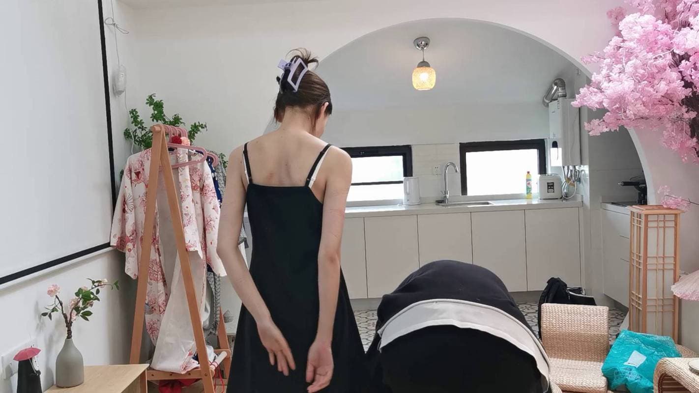 奥特曼也很酷绳艺新作品之直臂梱梆果果，口含口球梱梆放置！本影视可在线看！