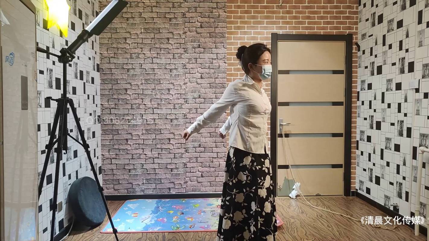 清晨原创紧缚，绳艺定制，花裙子茹茹五花大绑被kb！本影视可在线看！