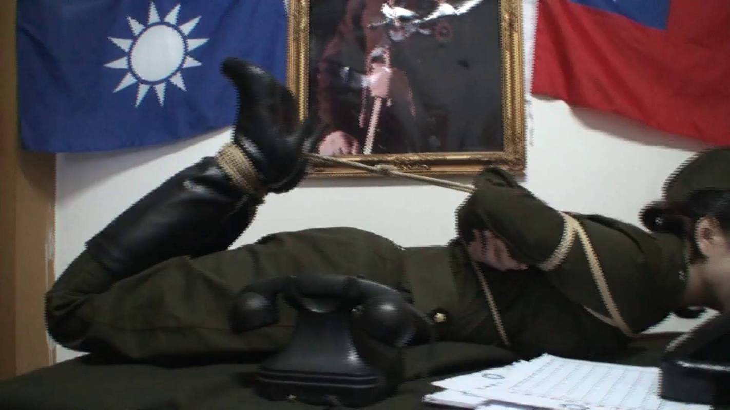 老梦视觉紧缚，绳艺工作室vk，女军统的驷马体验之旅！本影视可在线看！