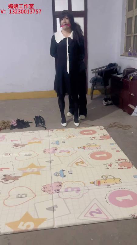 媚娘紧缚，绳艺视频网站，新场地的驷马口球放置！本作品可以在线观看！